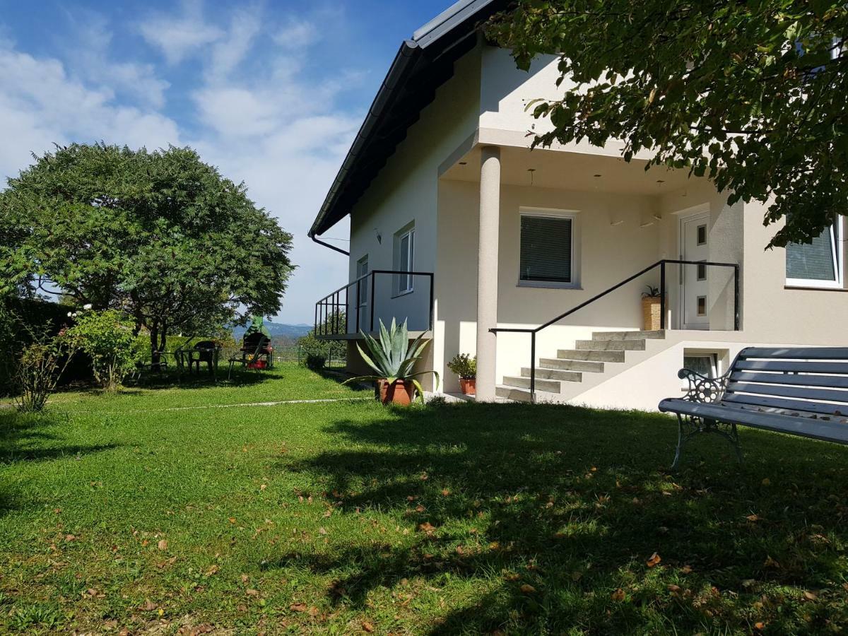 King Of The Hill Apartment Zagorska Sela Bagian luar foto